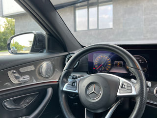 Mercedes E-Class foto 15