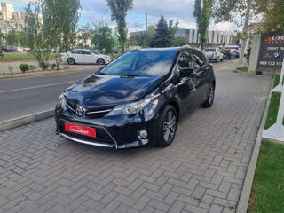 Toyota Auris foto 1