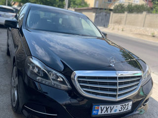 Mercedes E-Class foto 2