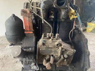 Vând motor D21 foto 4