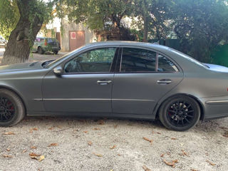 Mercedes E-Class foto 7