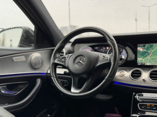 Mercedes E-Class foto 8