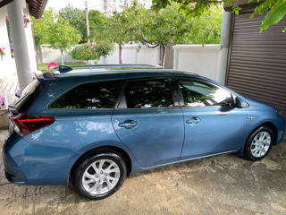 Toyota Auris foto 2