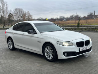 BMW 5 Series foto 7