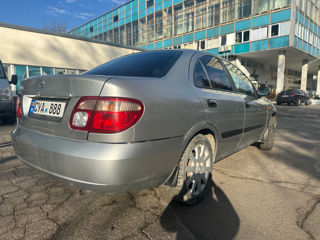 Nissan Almera foto 4