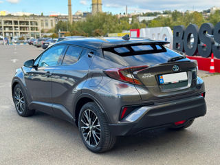 Toyota C-HR foto 6