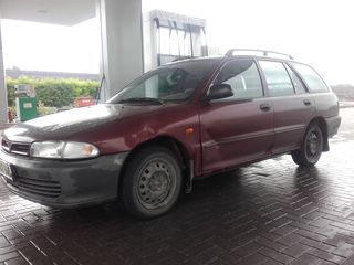 Mitsubishi Lancer foto 5