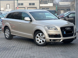 Audi Q7 foto 4