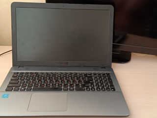 Продам ноутбук Asus R541N