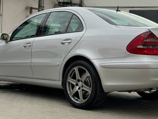 Mercedes E-Class foto 4