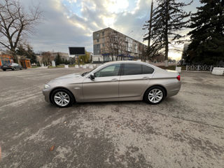 BMW 5 Series foto 4