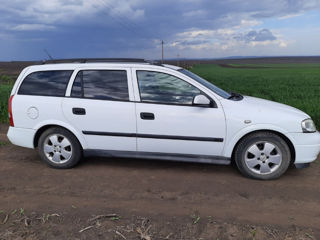 Opel Astra foto 2