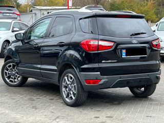 Ford EcoSport foto 3