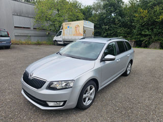 Skoda Octavia фото 1