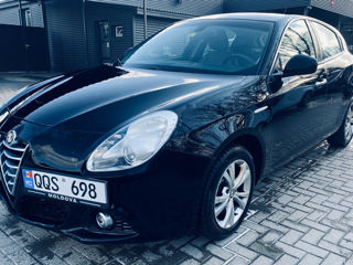 Alfa Romeo Giulietta foto 7