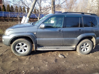 Toyota Land Cruiser Prado foto 3