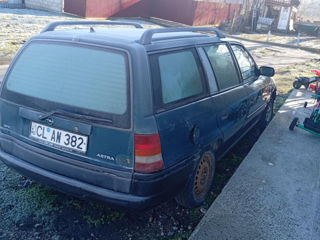 Opel Astra foto 3