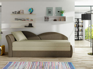 Canapea calitativă și confortabilă în living