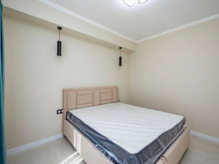 Apartament cu 2 camere, 55 m², Buiucani, Chișinău foto 3