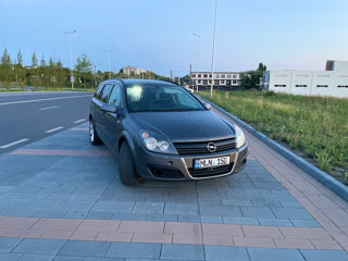 Opel Astra foto 2