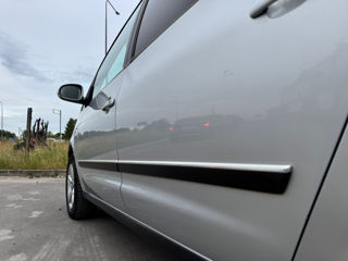 Volkswagen Sharan foto 3