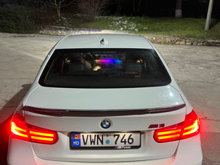 BMW 3 Series foto 5