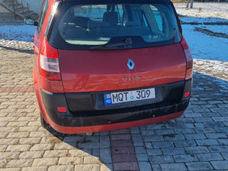 Renault Grand Scenic foto 9