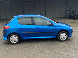 Peugeot 206 foto 0