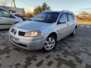 Renault Megane foto 2