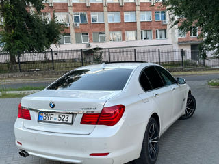 BMW 7 Series foto 5