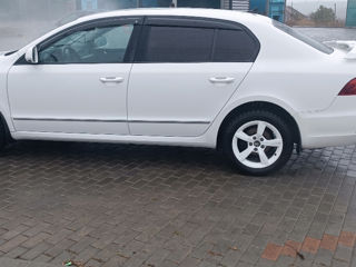 Skoda Superb foto 3