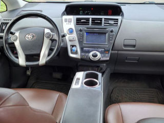 Toyota Prius + foto 3