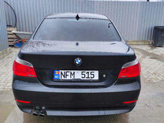 BMW 5 Series foto 4