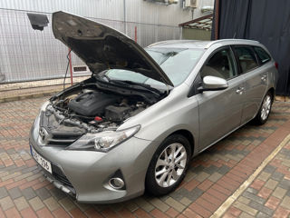 Toyota Auris foto 6