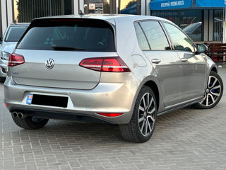 Volkswagen Golf foto 4