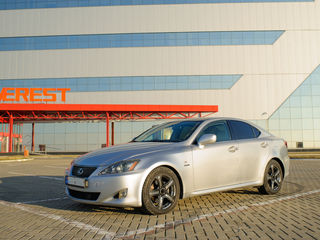 Lexus IS Series foto 2