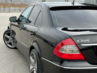 Mercedes E-Class foto 5