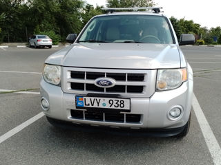 Ford Escape foto 4