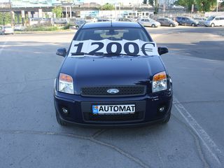 Ford Fusion foto 1