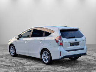 Toyota Prius + foto 7