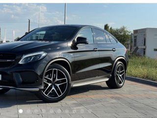 Mercedes GLE Coupe foto 2