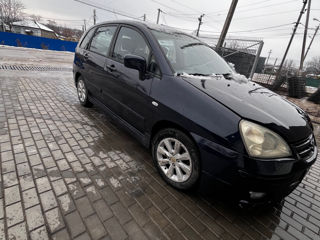 Suzuki Liana foto 2