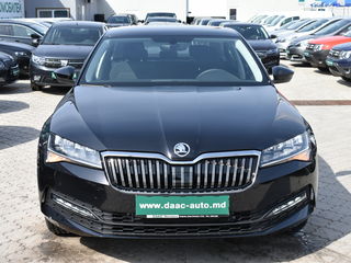 Skoda Superb foto 3