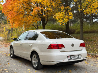 Volkswagen Passat foto 4