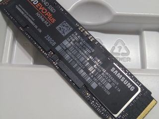 Samsung 970 EVO Plus 250 GB NVMe M.2 SSD foto 2