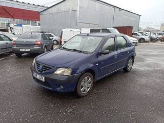 Dacia Logan foto 1