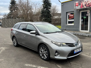 Toyota Auris foto 3