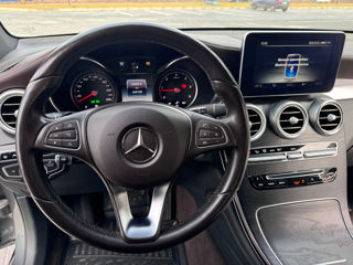 Mercedes GLC foto 10