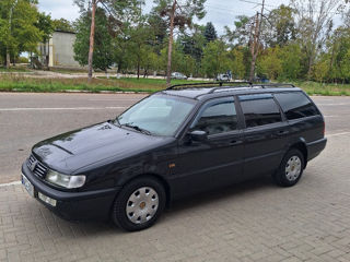 Volkswagen Passat foto 2