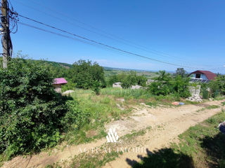 Lot de teren spre vânzare în Dumbrava, ÎP Meliator cu o priveliște superbă și acces facil foto 2